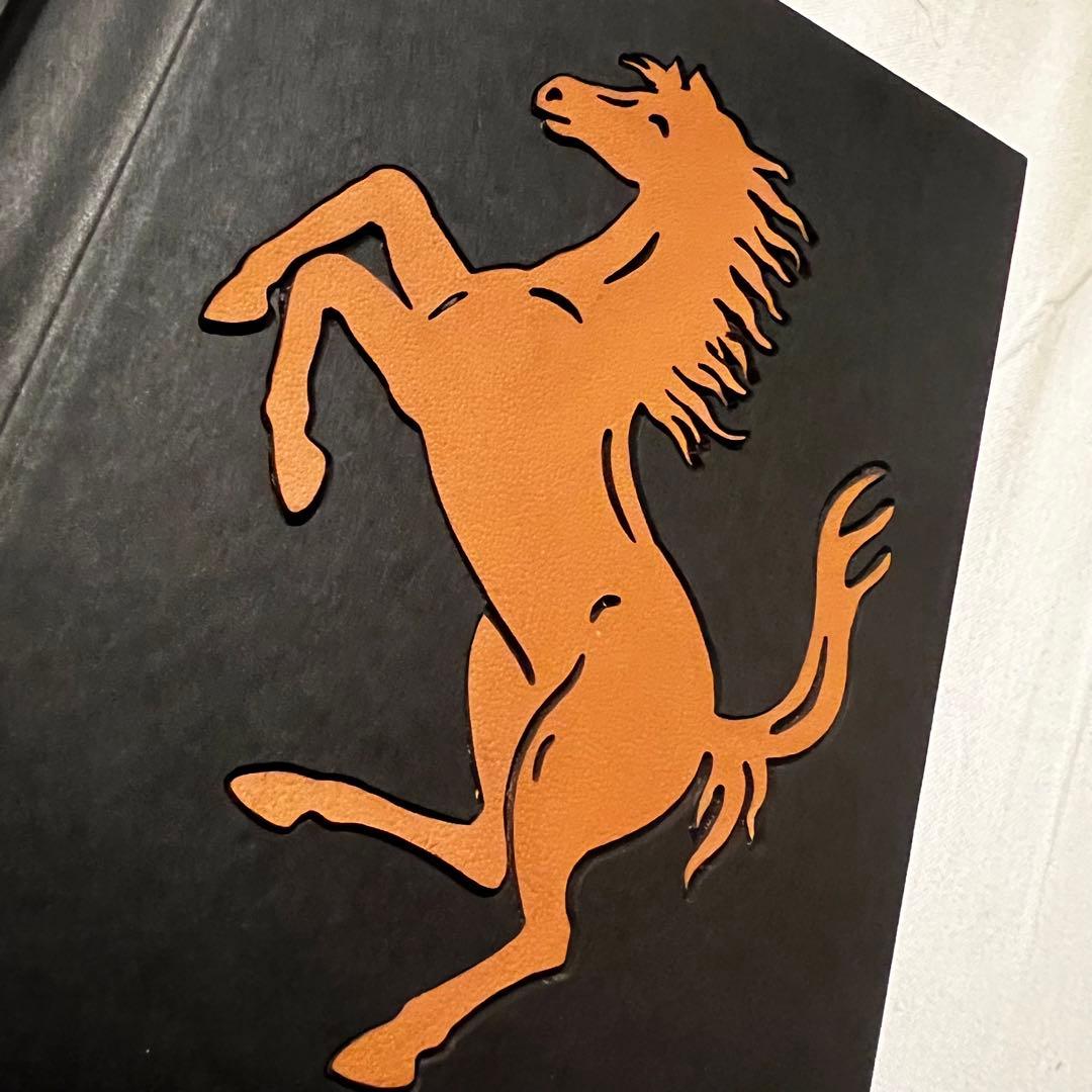 フェラーリ　レザー　デコレーション