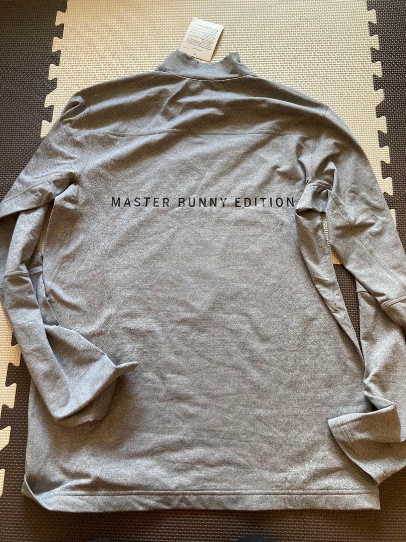 MASTER BUNNY EDITION 長袖インナーシャツ 未使用品