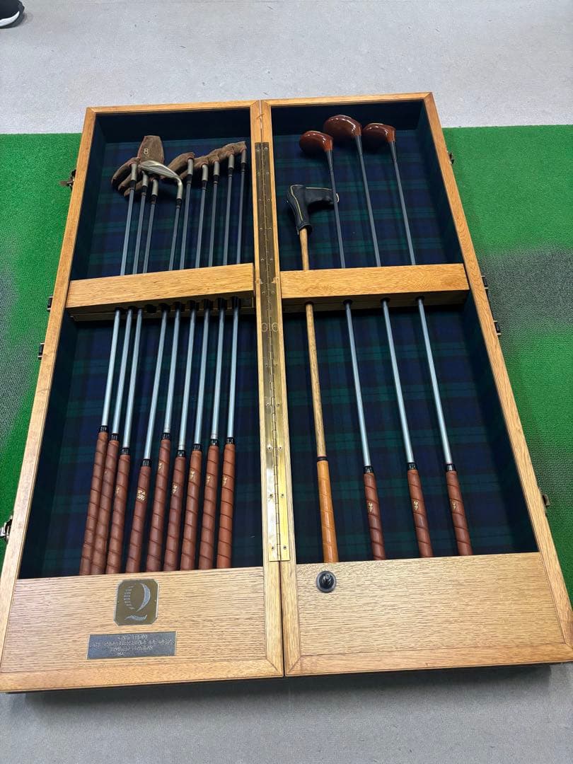値下げ！クィーンエリザベス ゴルフクラブセット 木製ケース付き 中古