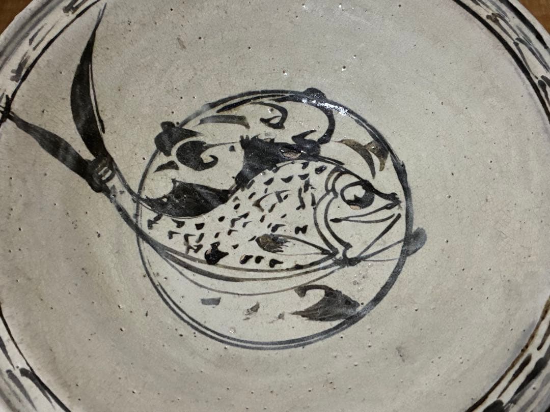 スコータイ ソコタイ 鉄絵タイ焼物 黒呉須 安南 魚紋鉢 箱入 時代物