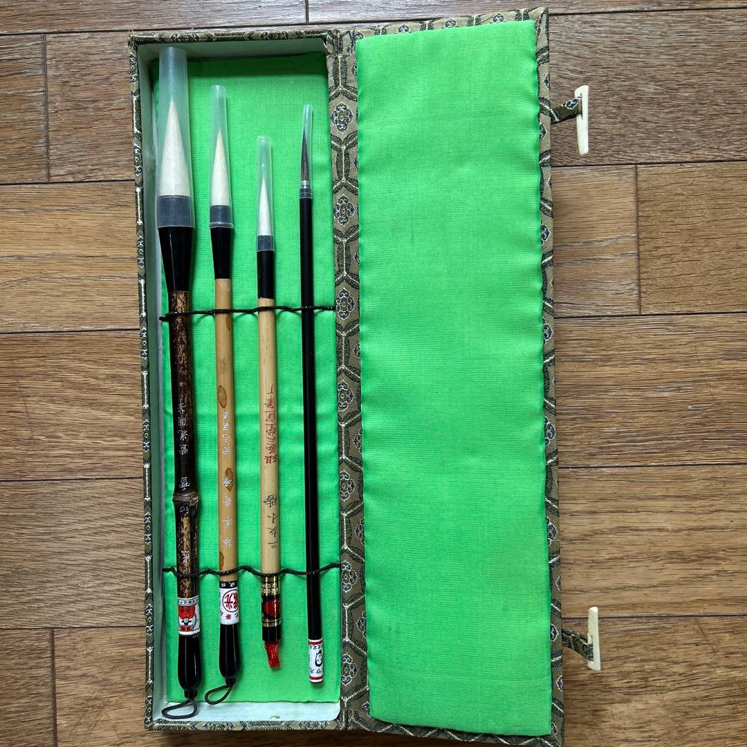 最高級書道、水墨画名品【中国文房精製貢品名筆4本組】高級天然竹使用高級化粧箱付