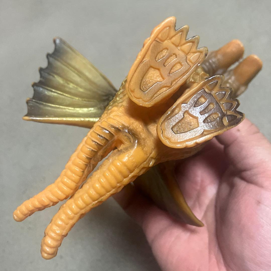 エ*☆様 キングギドラ フィギュア