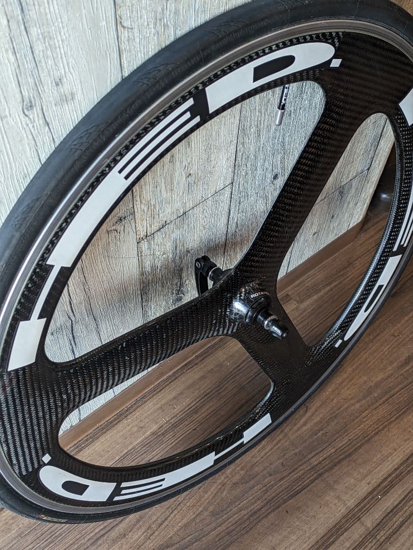 HED h3plusカーボンバトンホイール　フロント