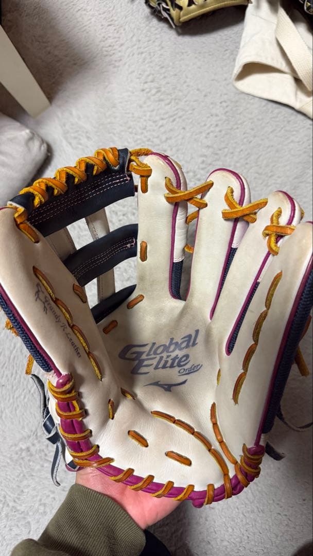 値下げします！Global Elite 軟式外野用オーダーグローブ