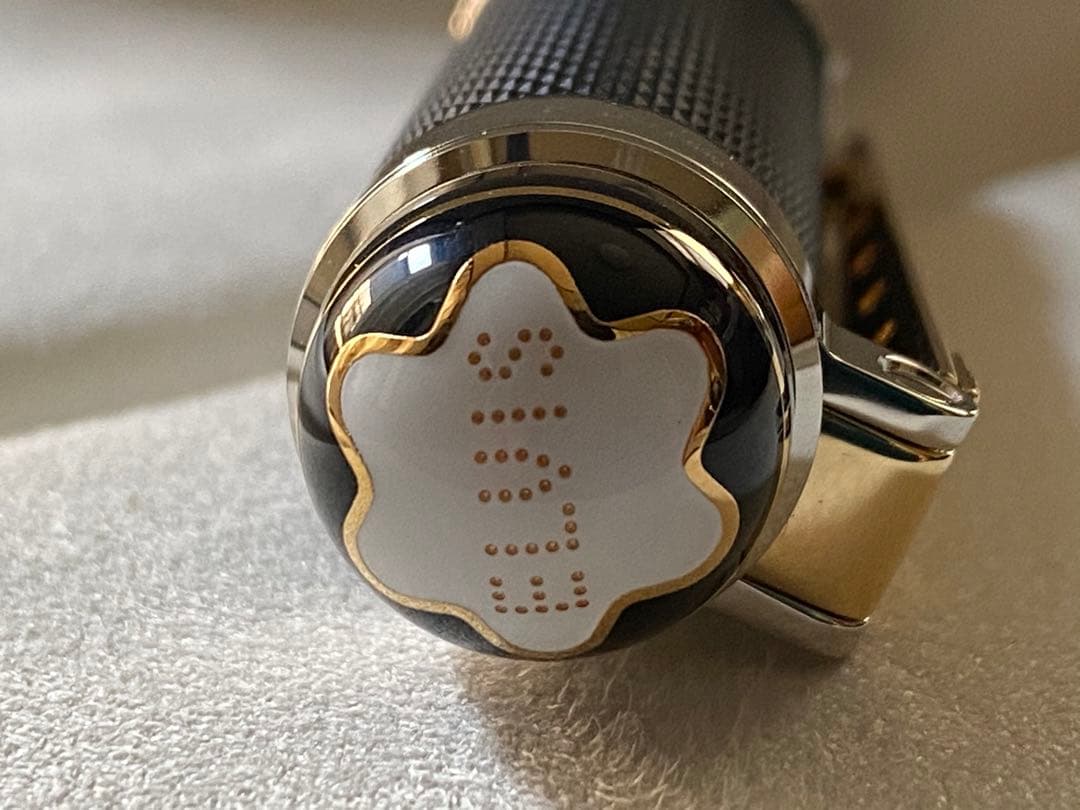 モンブラン　エルヴィス万年筆