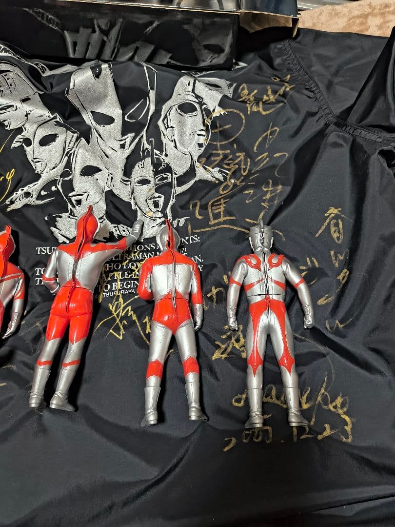 ファミリー劇場限定非売品ウルトラ兄弟サイン入り