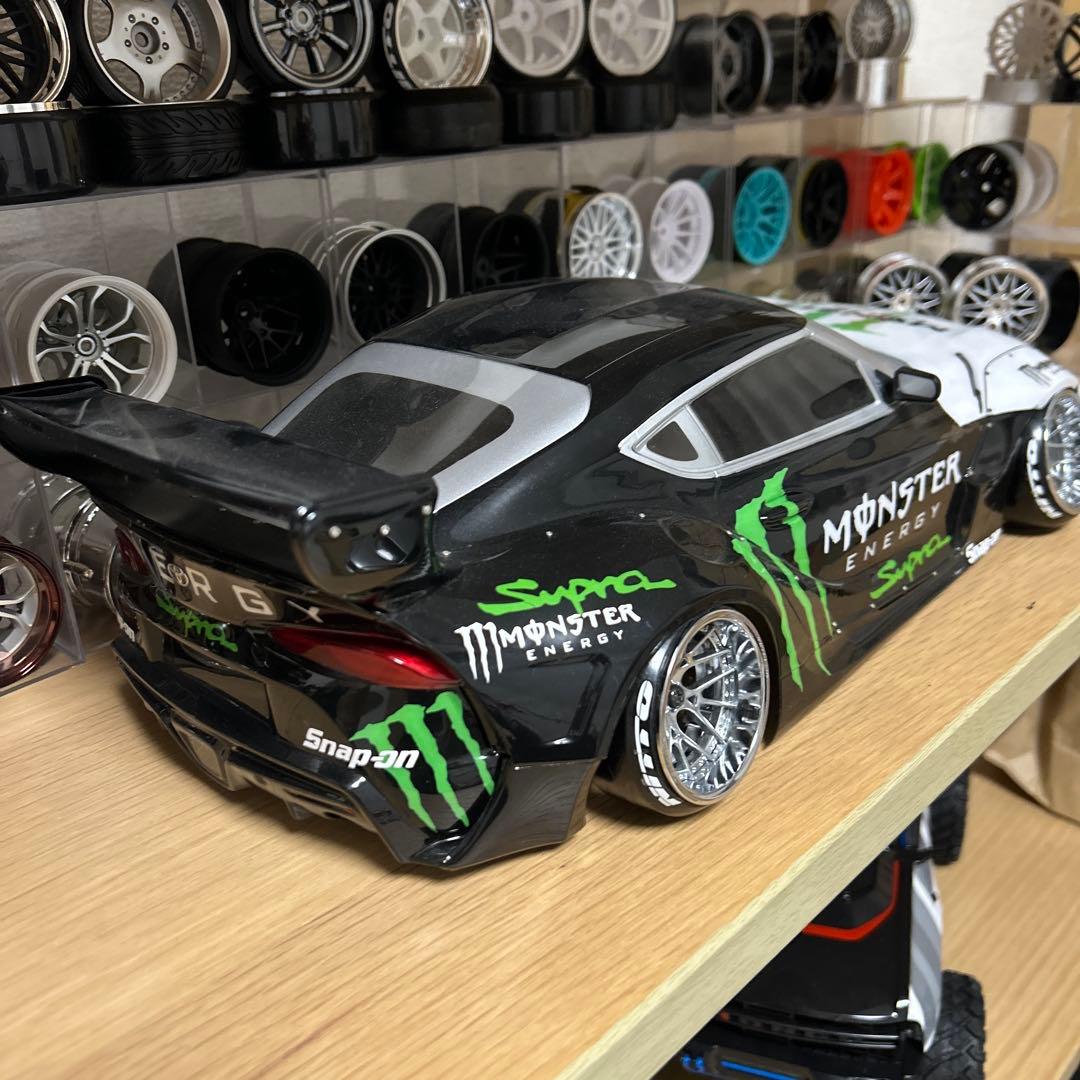 アディクションGRスープラボディモンスターエナジー仕様！！