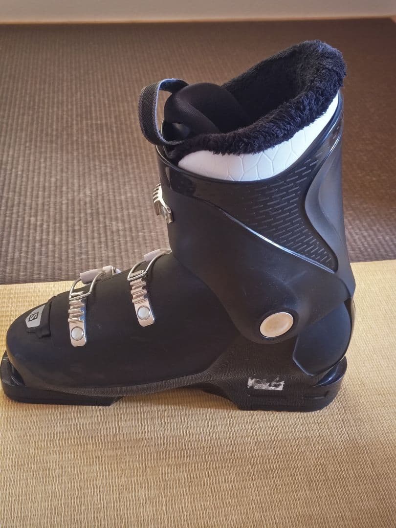 Salomon TEAM スキー用ブーツ　25～25.5 ブーツ袋付き