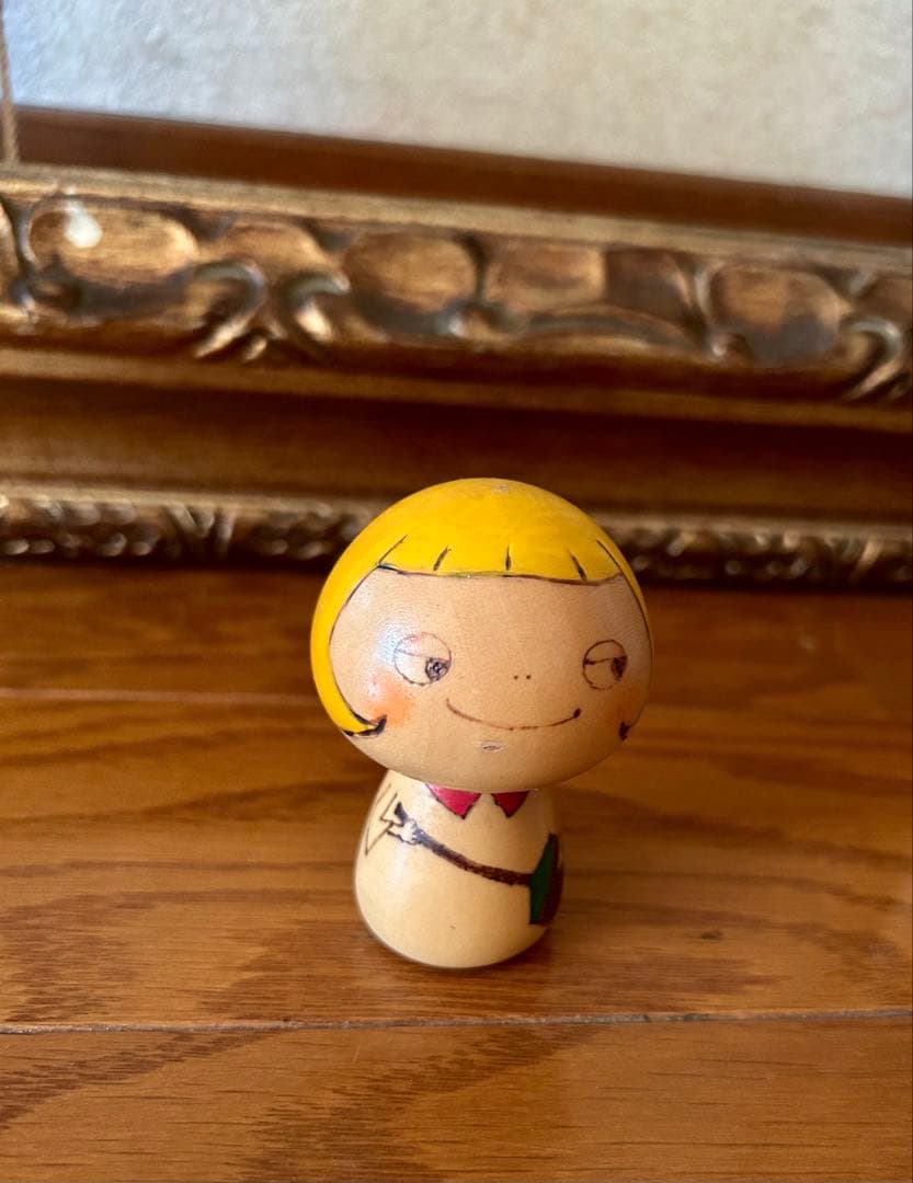 作家さん　こけし　マトリョーシカ　ボブ女の子