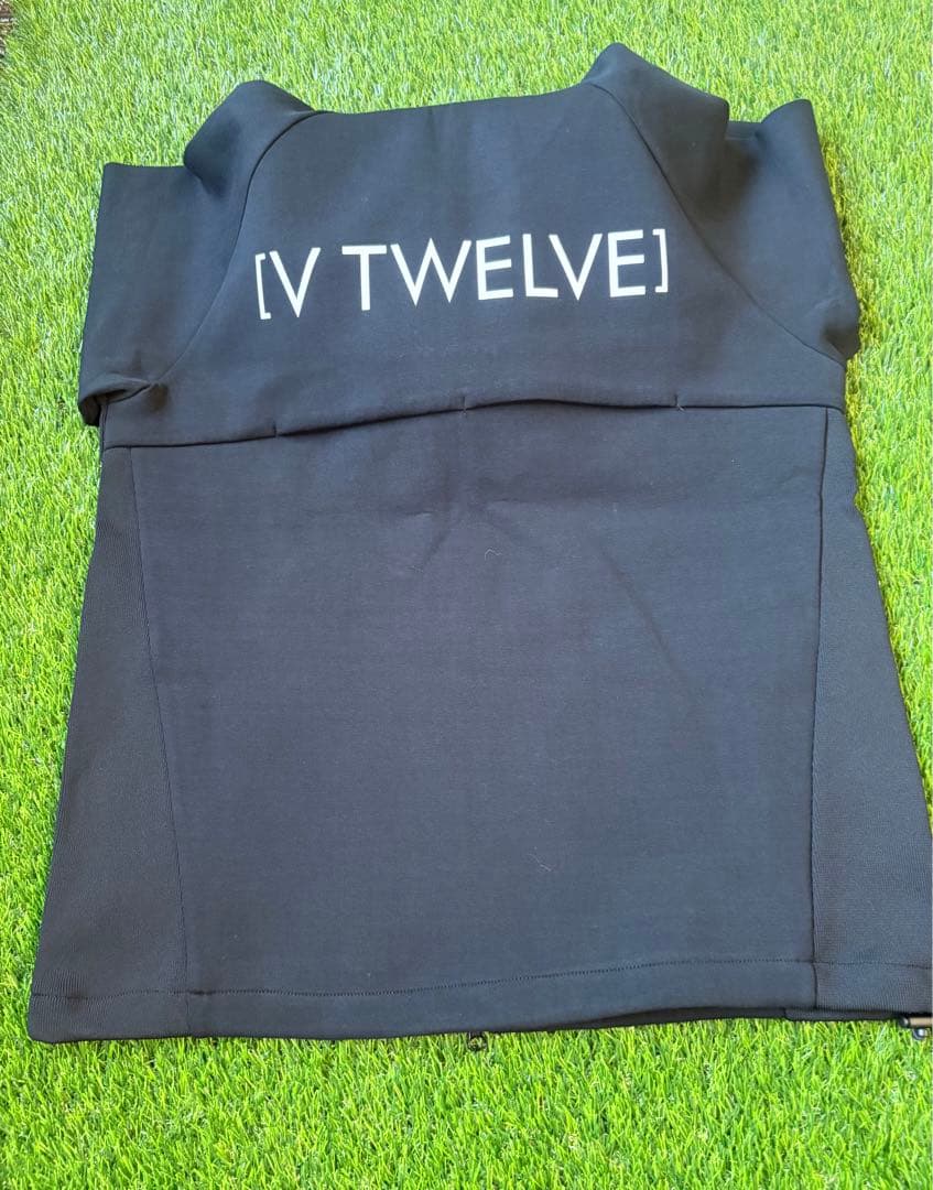 V12 の人気モデル、V122420‑SW05 SHOT JKT (XL)サイズ