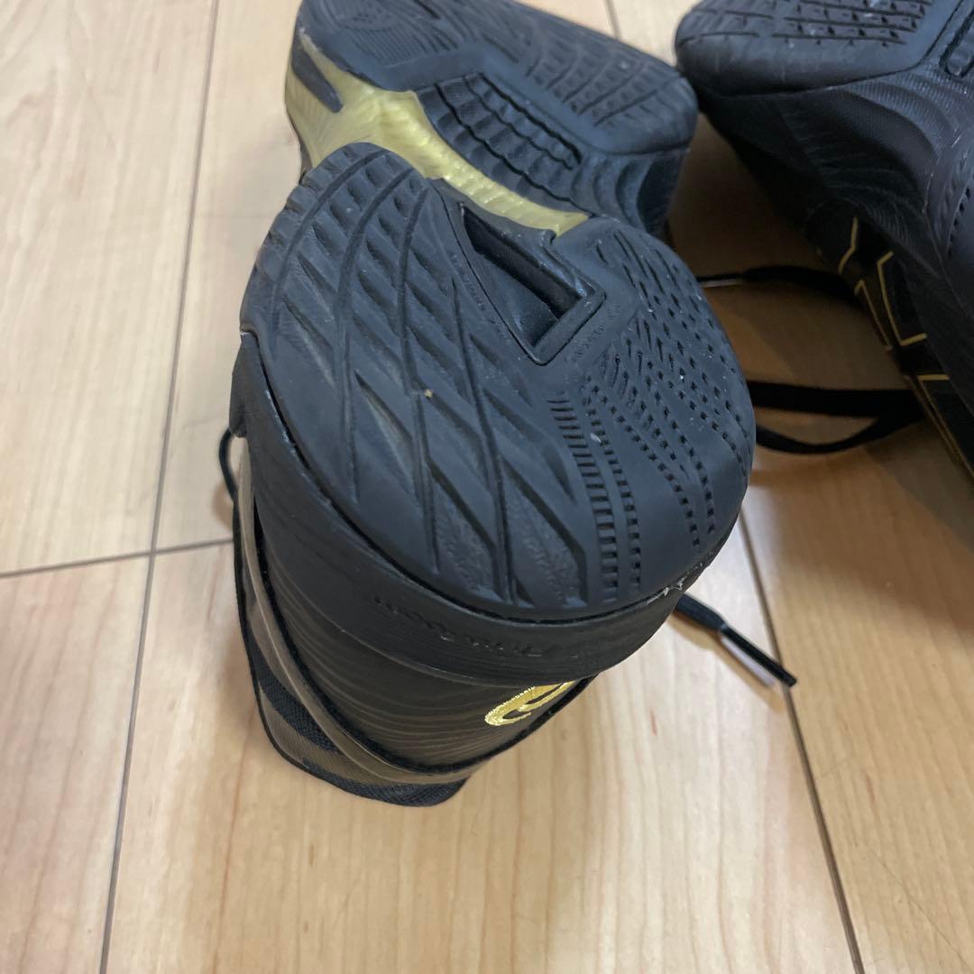 バレーボールシューズ　アシックスV-SWIFT FF 3 LO SO-EXTRA