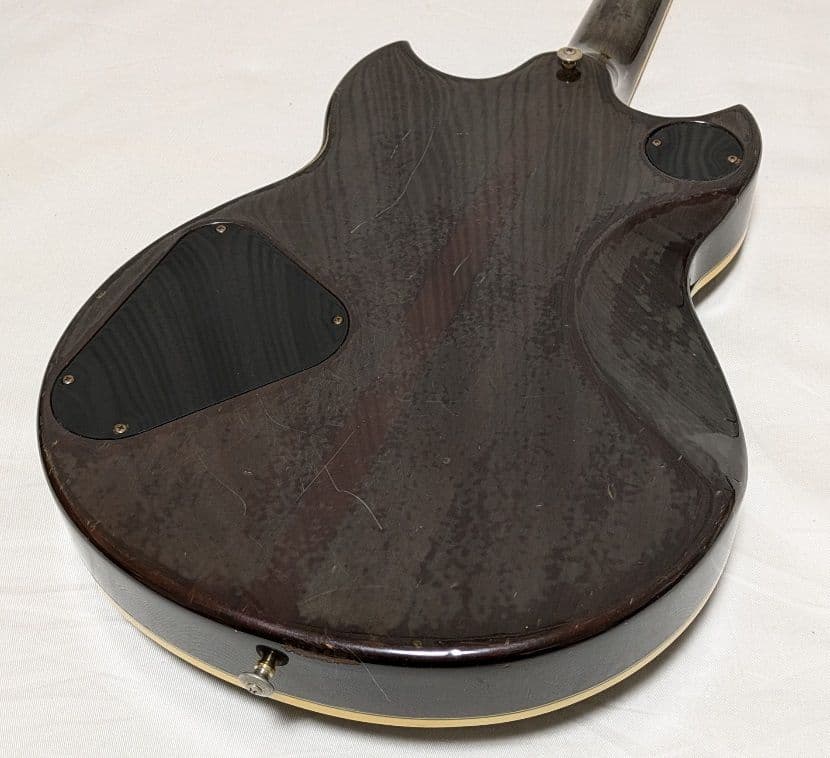 ヤマハギター　YAMAHA SG2000