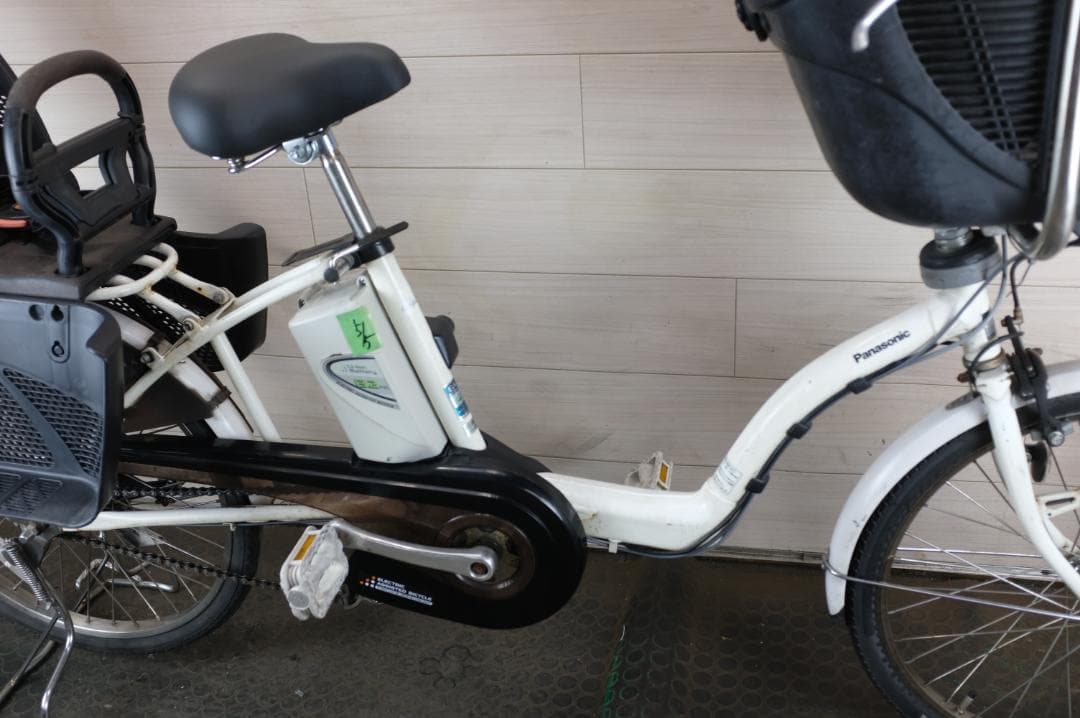 パナソニック ギュット　　20インチ　3段　13.2Ah（5点灯）充電器あり