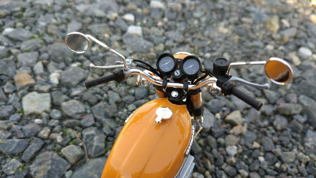 GT380プラモデルのみの販売。製作依頼用マイキーのフィギュア付きません。