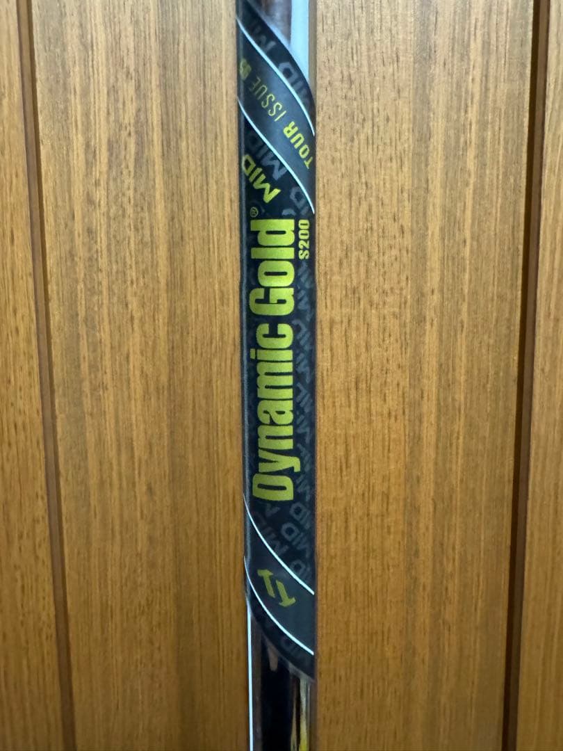 タイトリスト　818 H1 27° DG MID 95 s TOUR issue