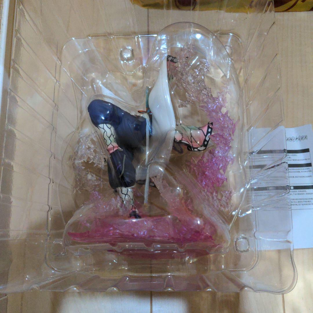 鬼滅の刃 胡蝶しのぶ 1/8フィギュア