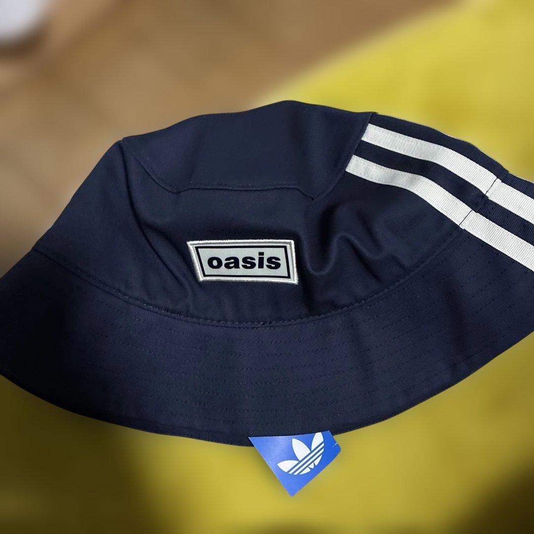 adidas oasis バケットハット ネイビー