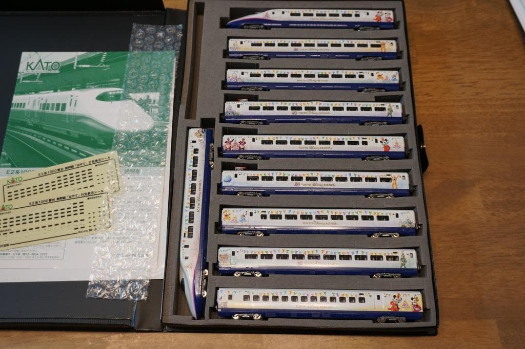 KATO　E2系「Magical Dream Shinkansen仕様」　１０両