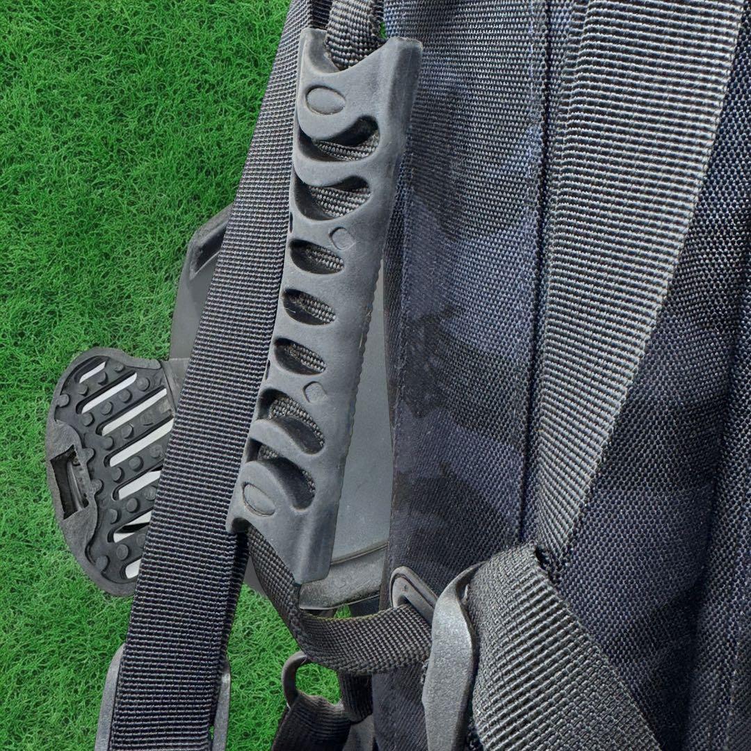 NEWERA キャディーバッグ　スタンド式　タイガーストライプカモネイビー