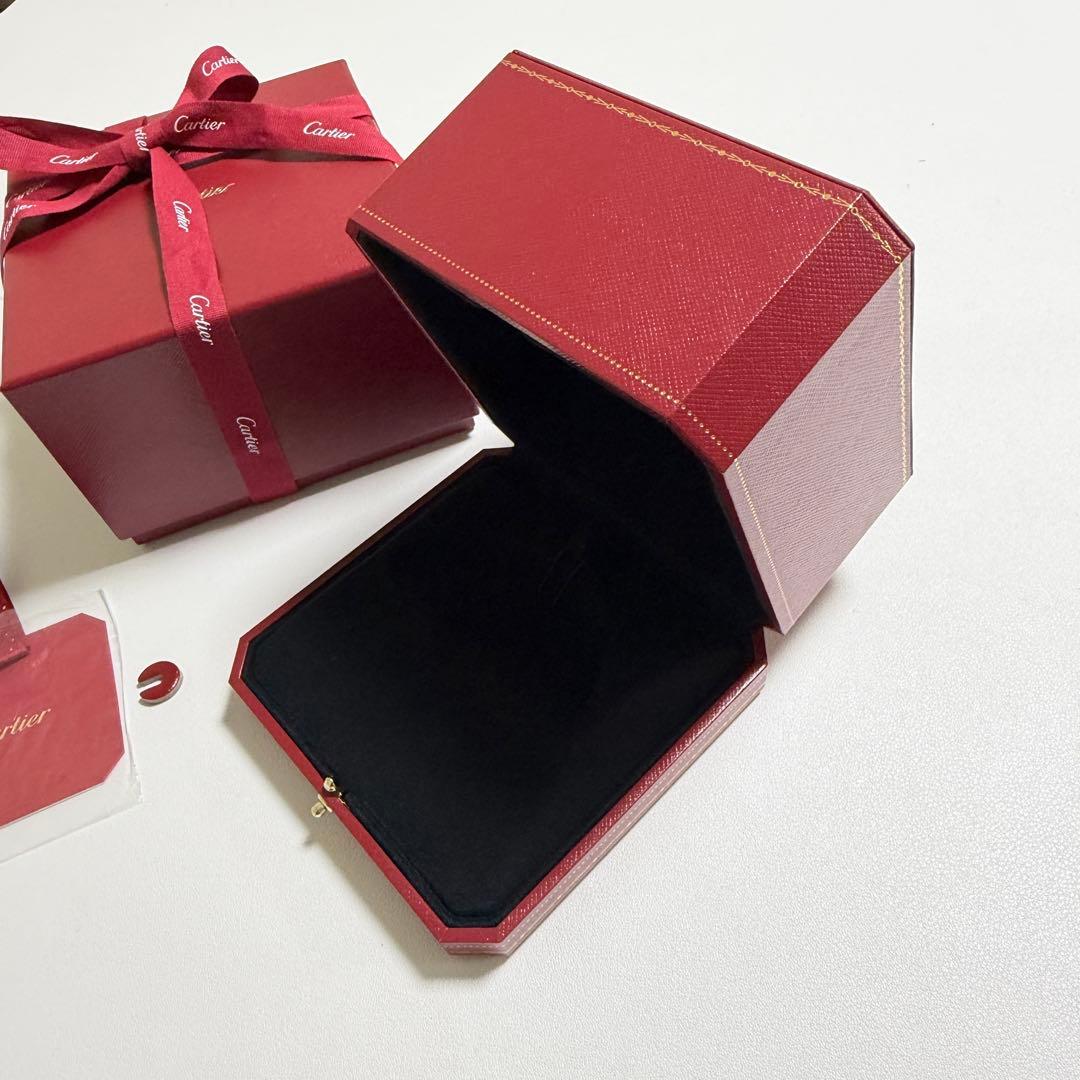 極美品　カルティエ　バングル　ブレスレット　ケース　空箱　現行品　リボン付き