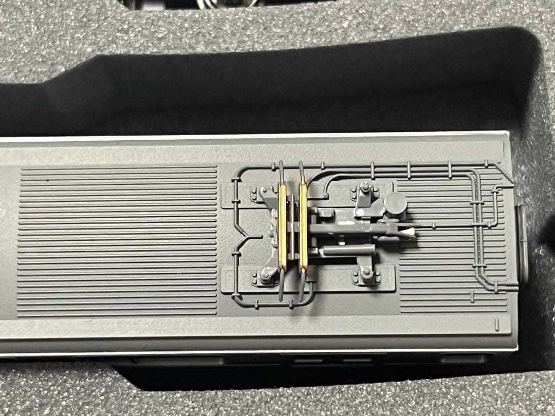 最終値下げ水曜日まで！精密加工品 10-1826~28 E233系1000番台