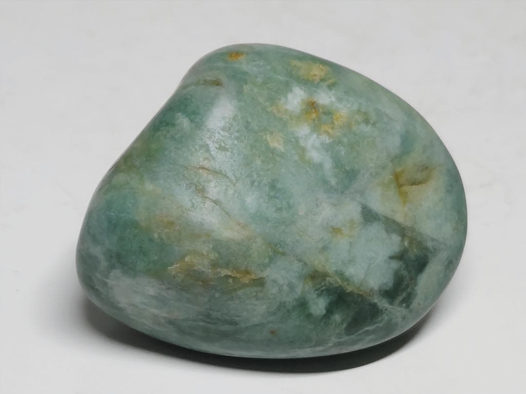 緑塊 43g 翡翠 ヒスイ 原石 鑑賞石 自然石 誕生石 鉱物 鉱石 水石