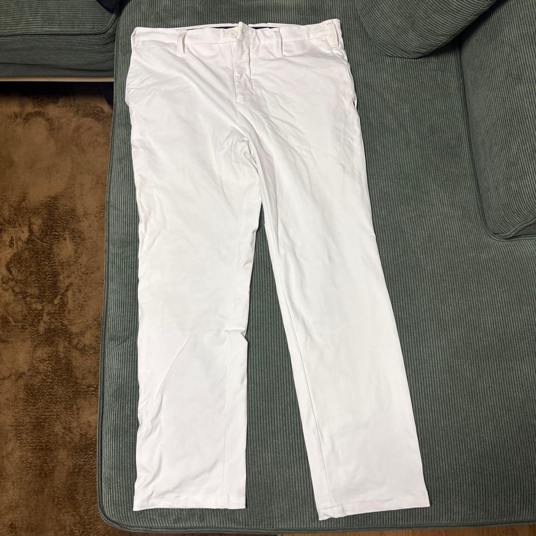 BRIEFING ホワイトパンツ