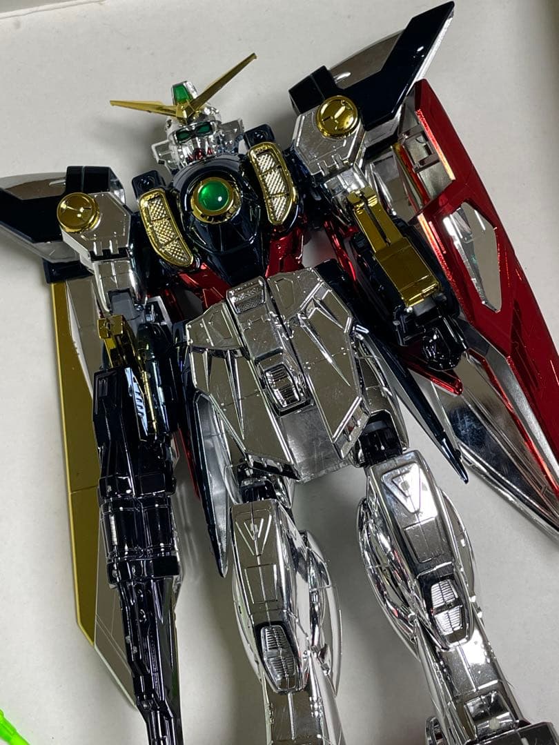 非売品　HG1/100 ウイングガンダム　フルカラーメッキver　ガンダムW
