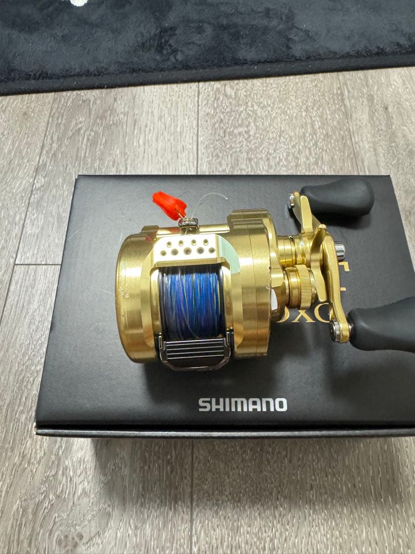 SHIMANO 23カルカッタコンクエストMD300XG シングルハンドル付き