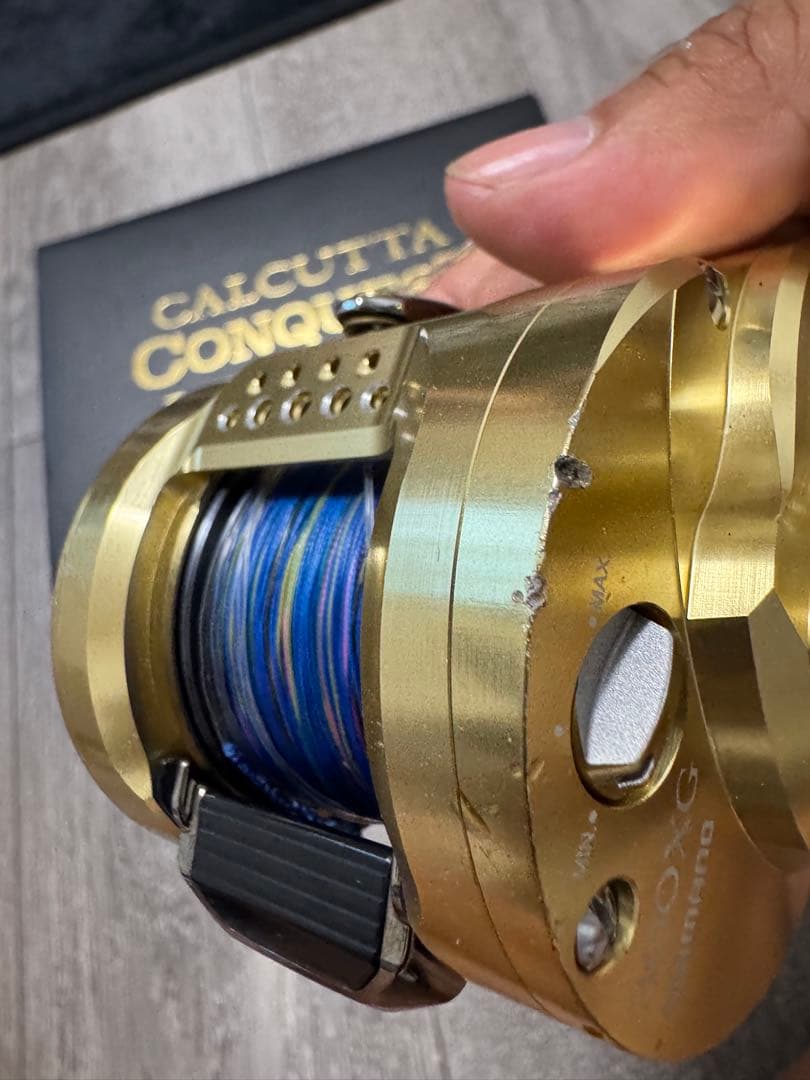 SHIMANO 23カルカッタコンクエストMD300XG シングルハンドル付き