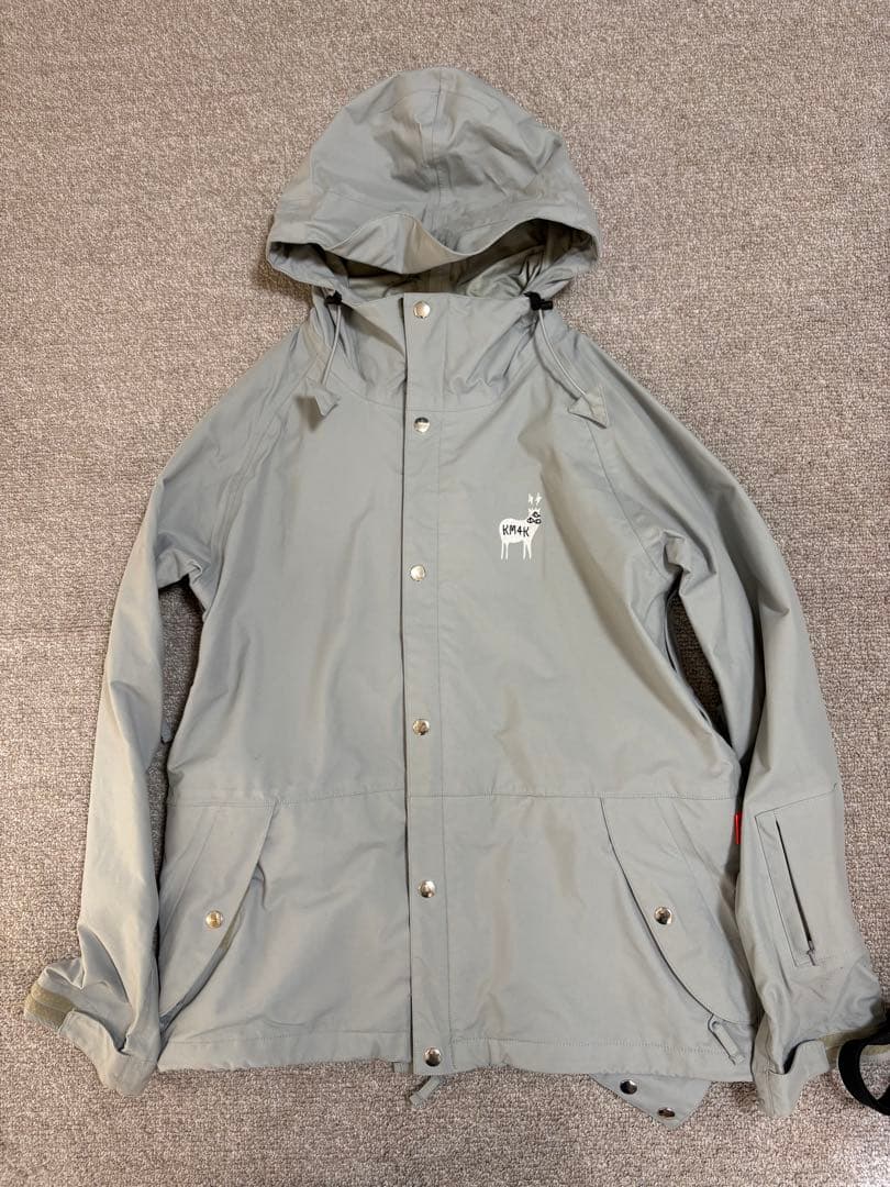 KM4K ウェア　グレー　上下　上Mサイズ　下Sサイズ
