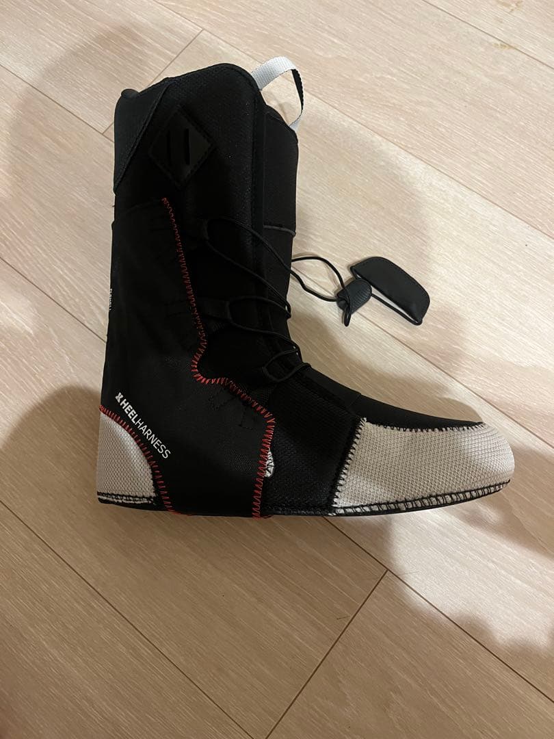 ディーラックス（DEELUXE）インナーブーツ　（STAGE4 ）27.5㎝