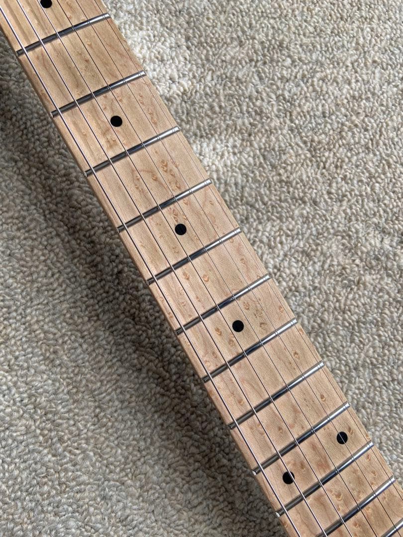 Kiesel Lyra ストラト 24フレット SSH