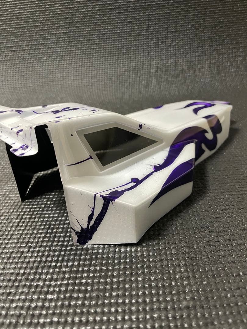 Gフォース　ジェノバ塗装済みボディ