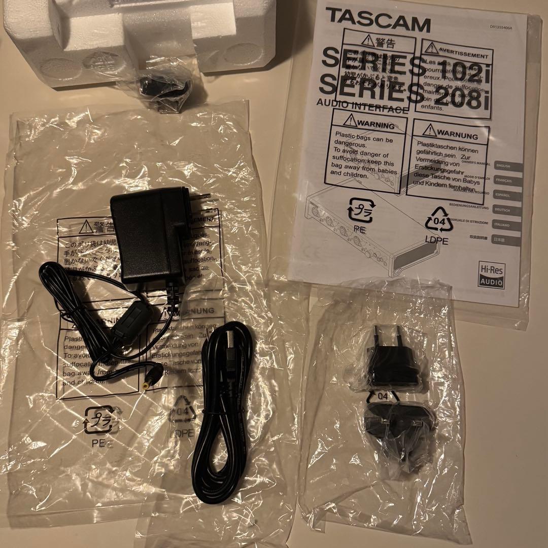 【新品】TASCAM SERIES 102i オーディオインターフェイス