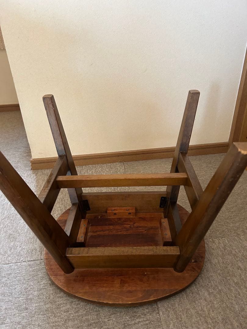 最高級の木製チェアー　テーブルとしても。一生物です。