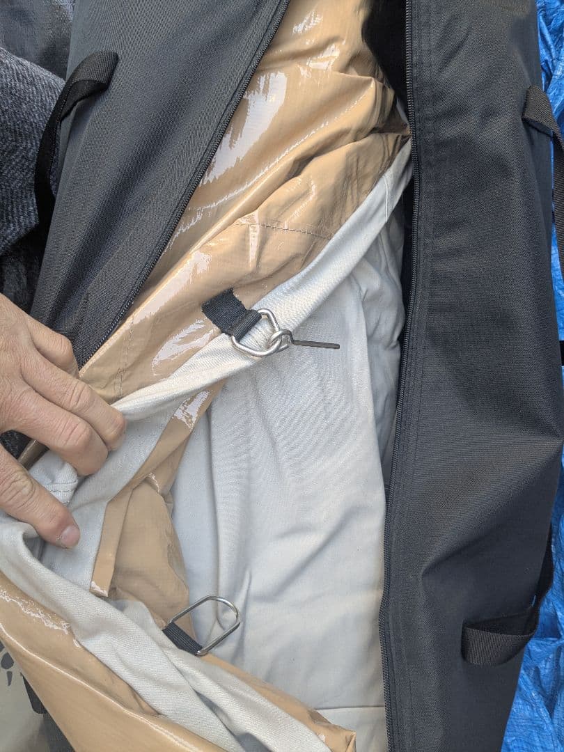 コディアックキャンバス　4人用　カバートップ付