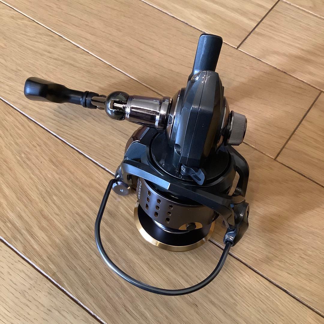 遠投ショアジギ　5ピース2.4mスピニングロッド&スピニングリール5000番