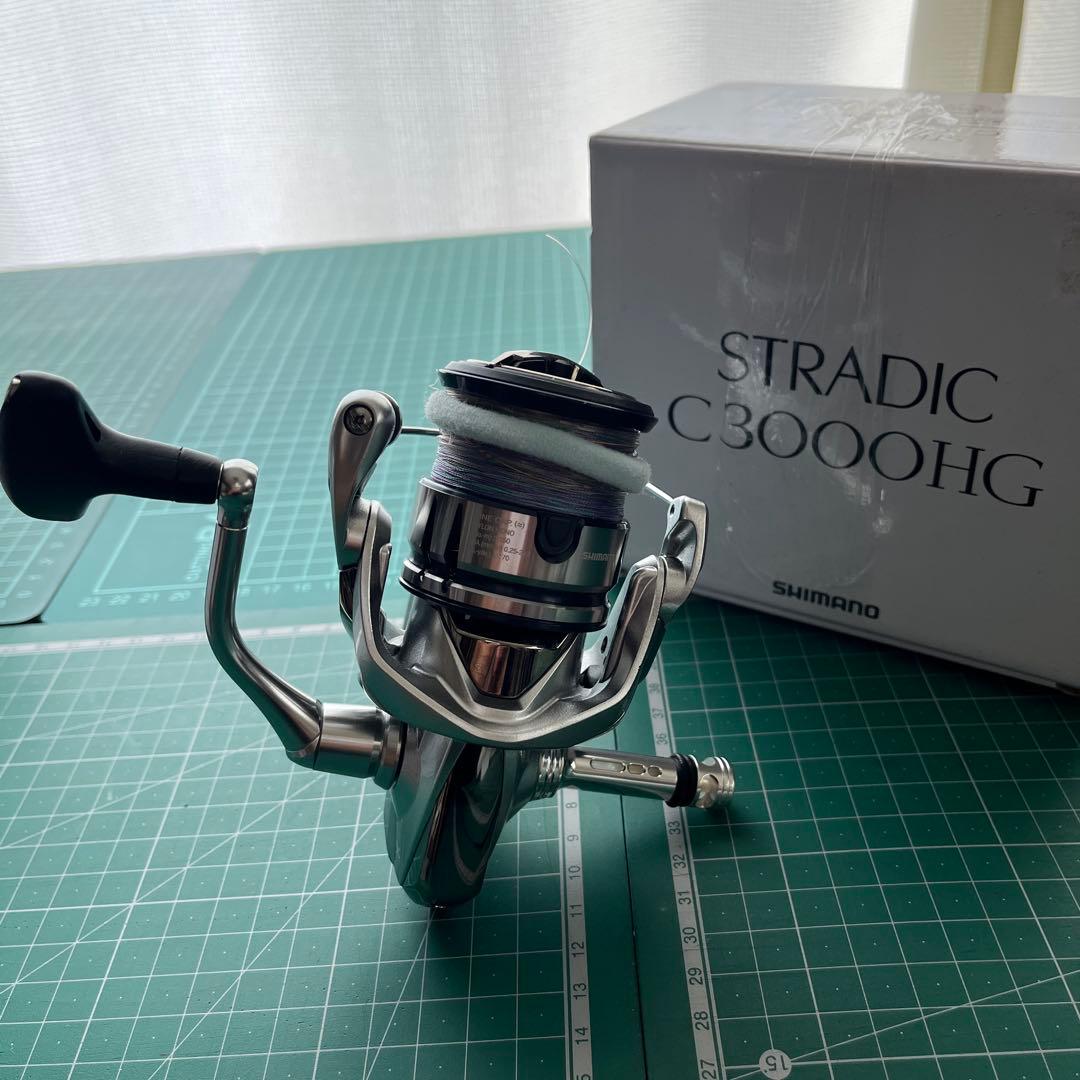 SHIMANO STRADIC19 C3000HG スピニングリール