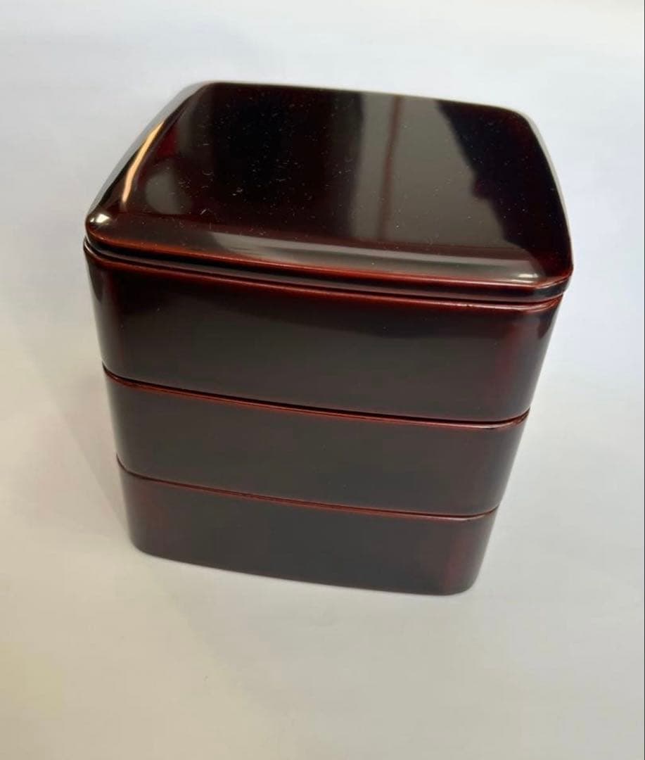 本うるし塗り　会津塗り　重箱　天然木　5寸（15㎝）　三段重　多分未使用　箱入り