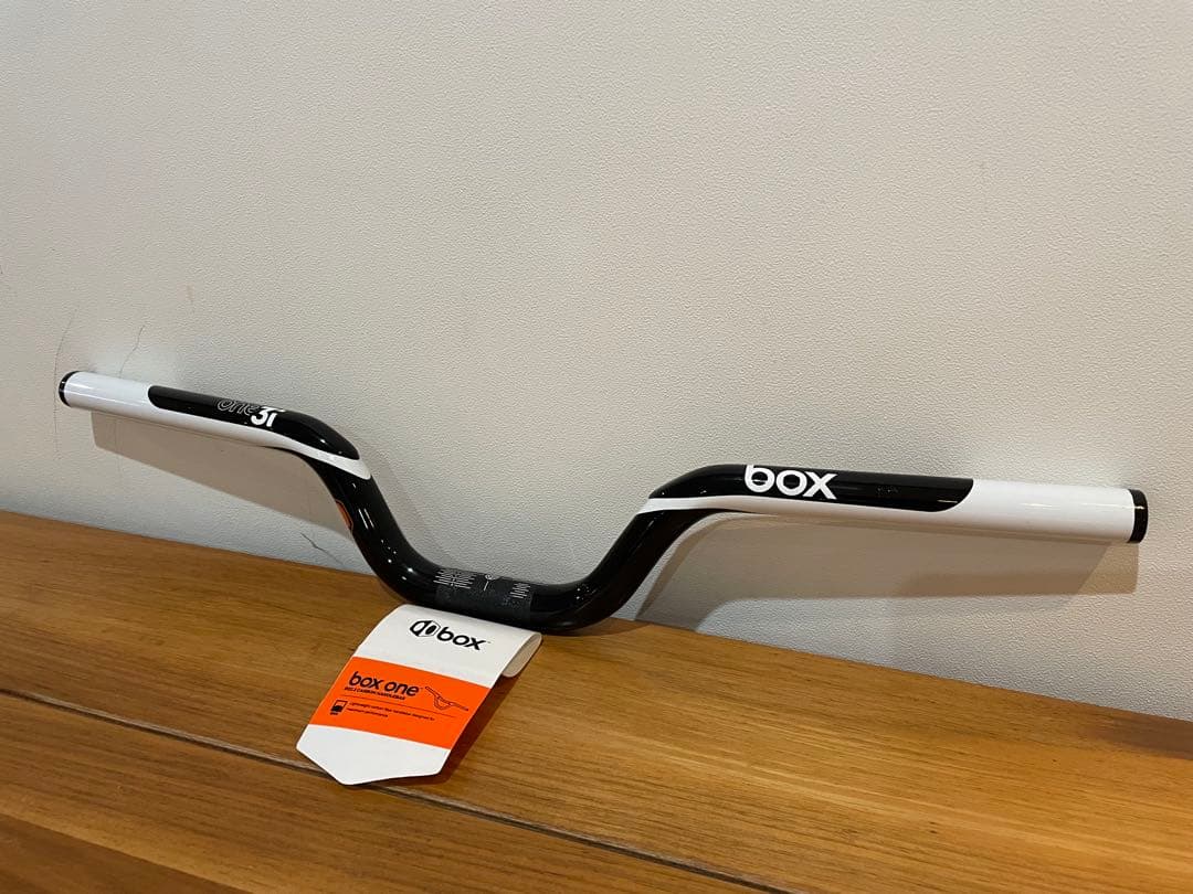 bmx レーシング　レース　レーサー　box one カーボン　ハンドルバー　3