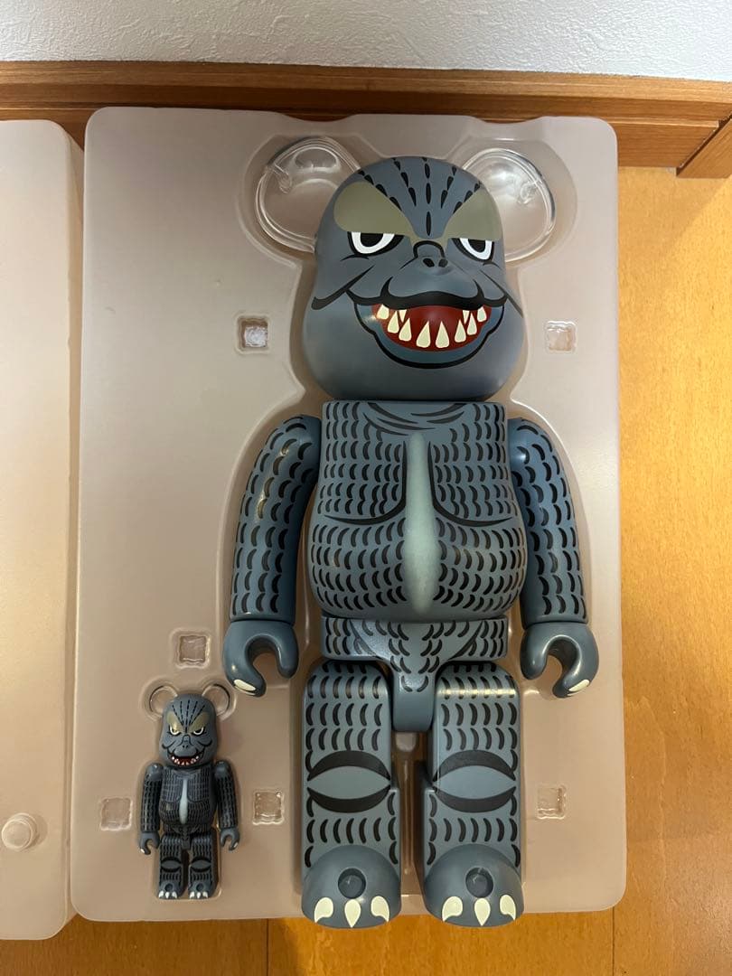 ゴジラ1964 ベアブリック　400%＆100%