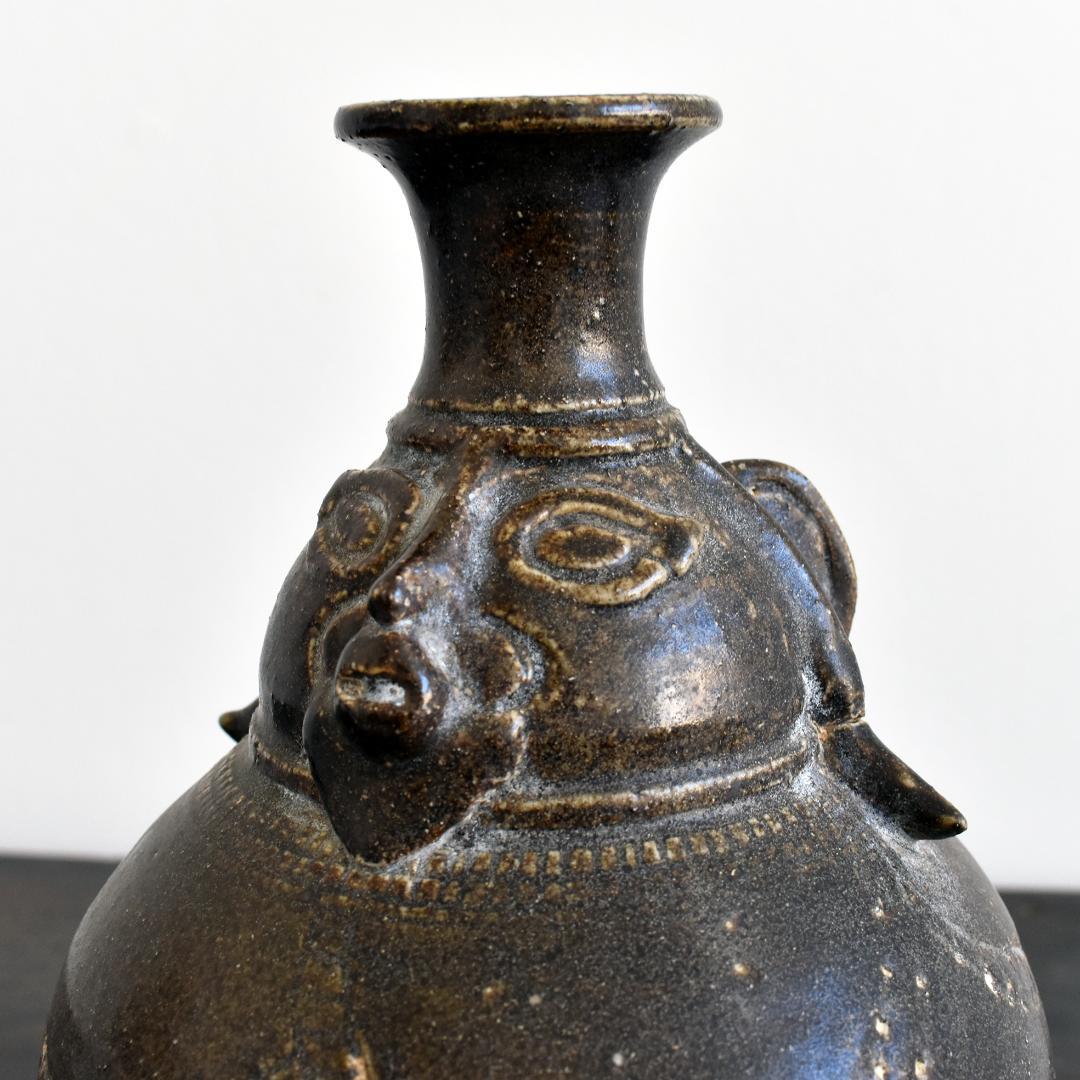 クメール カンボジア ポストアンコール 黒褐釉人面壺 /壷 古陶器 古道具