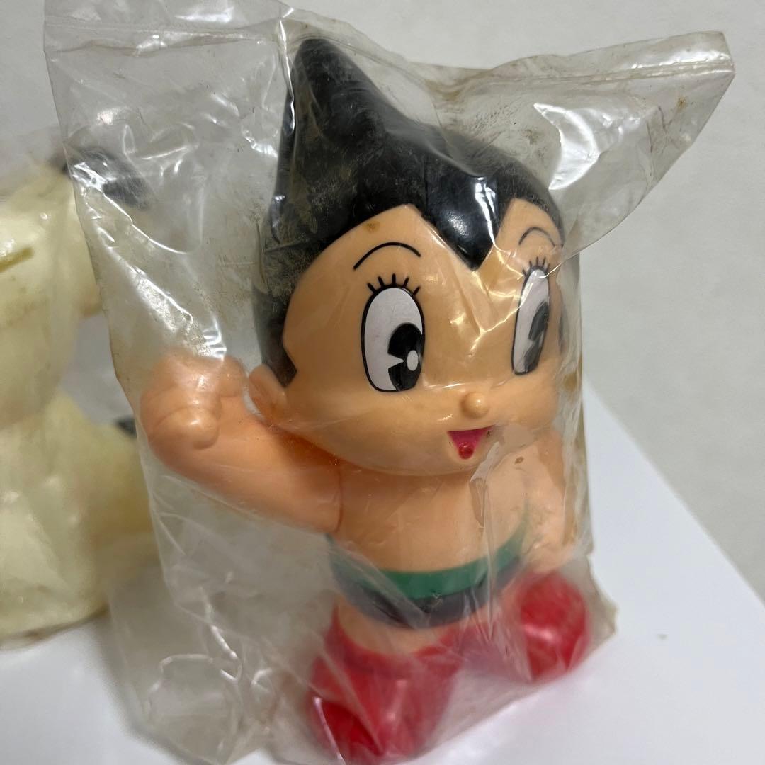 手塚治虫　鉄腕アトム　&　ジャングル大帝レオ　貯金箱　２体セット　（近畿銀行）