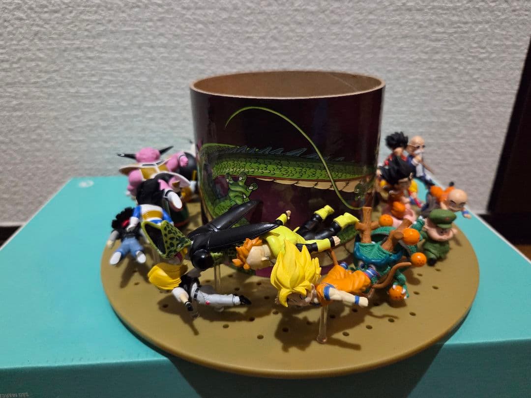 ドラゴンボール　背表紙　フィギュア