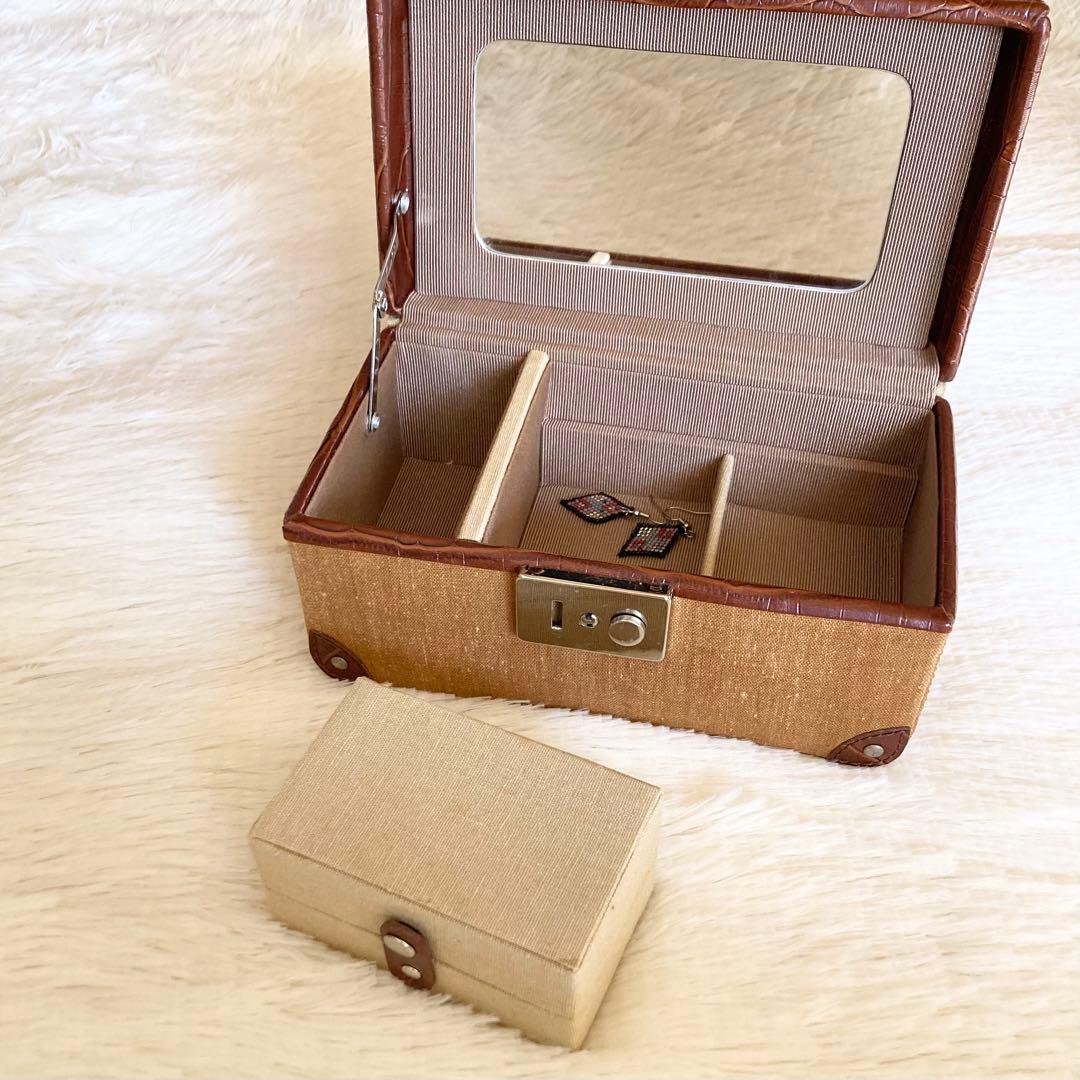ジュエリー ボックス トランク　ミラー ケース　鍵付き　ヴィンテージ　小物入れ