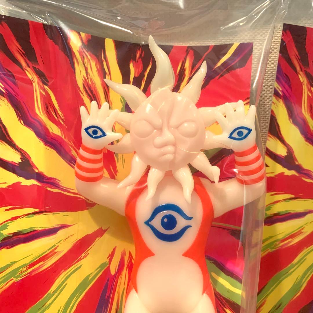 超復刻版タローマンソフビ人形　ノーマル　蓄光　2体セット