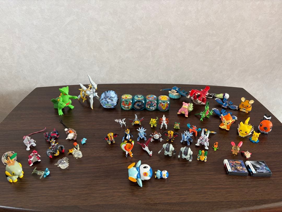 ポケモンフィギュア サイコロ キーホルダー