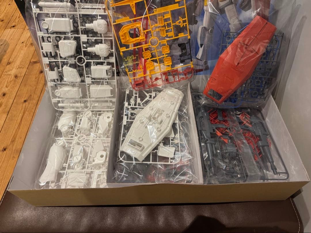 BANDAI GUNDAM 1/48 MEGAサイズプラモデル