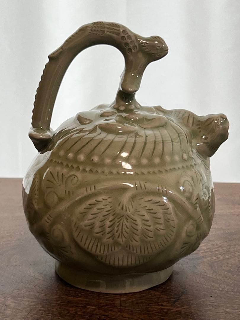 中国耀州窯青磁のレプリカ